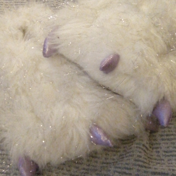 Ladies Secret Treasures slippers - Picture 3 of 6